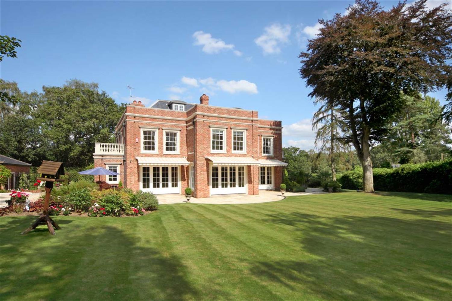 Detached House for sale in Wentworth Estate GU25 4NA Barton Wyatt