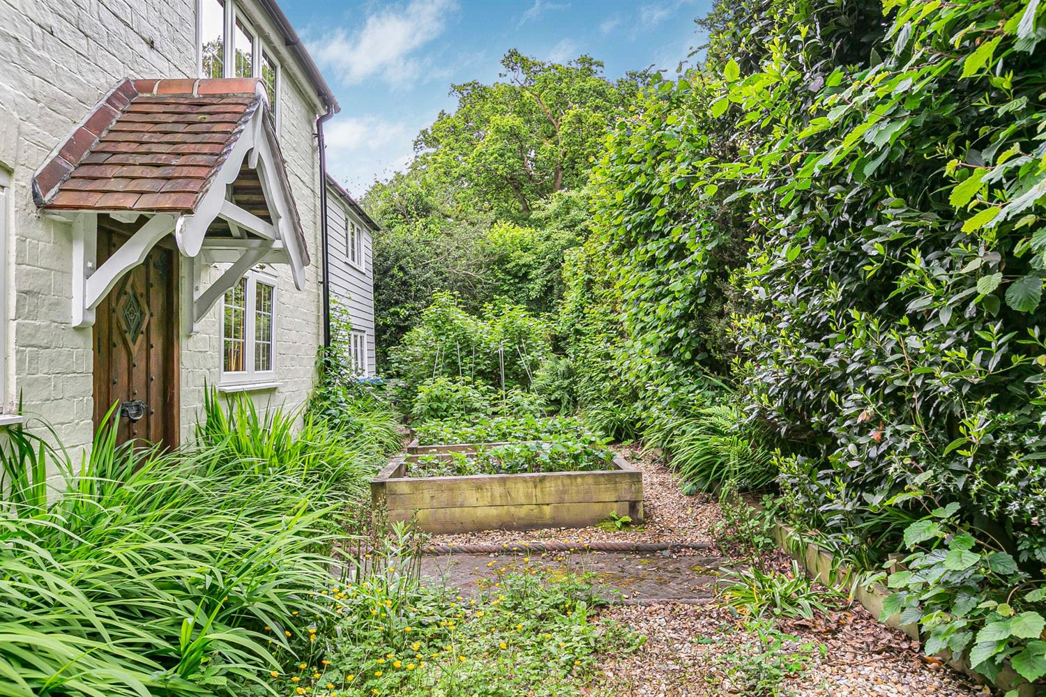 Cottage for sale in SANDYGATE LANE, LOWER BEEDING, HORSHAM, WEST SUSSEX