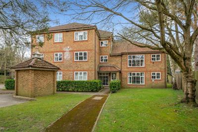 Irvine Place, Virginia Water