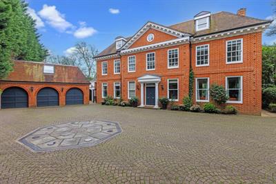 Abbots Drive, Wentworth, Virginia Water, GU25 4SF