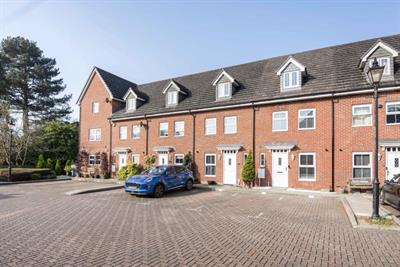 Eaton Avenue, Taplow