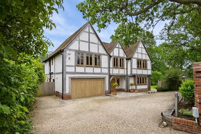 Trumps Green Road, Virginia Water, Surrey, GU25 4JA