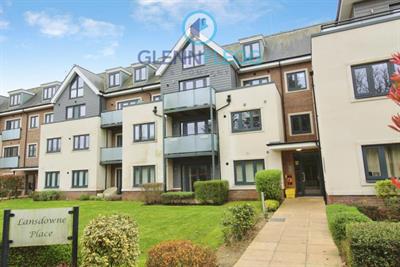 Lansdowne Place, TAPLOW STATION