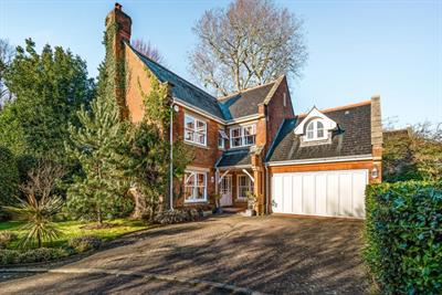Upper Walk, Virginia Water GU25 4SN