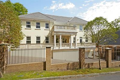Jersey Place, Sunningdale, Berkshire SL5 9NA
