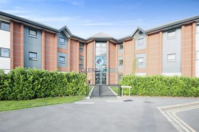 Astoria Heights, Slough