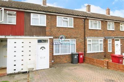 Trelawney Avenue, Langley, Slough