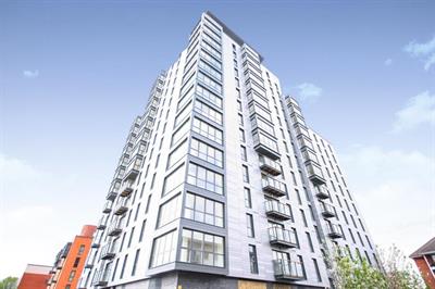 **+ PARKING**RAILWAY TERRACE, SLOUGH, BERKSHIRE