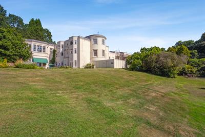 Portnall Drive, Wentworth Estate