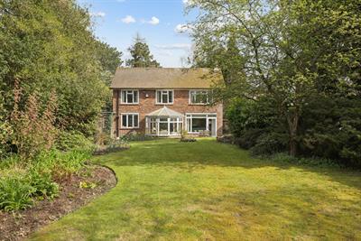Bakeham Lane, Englefield Green, Egham
