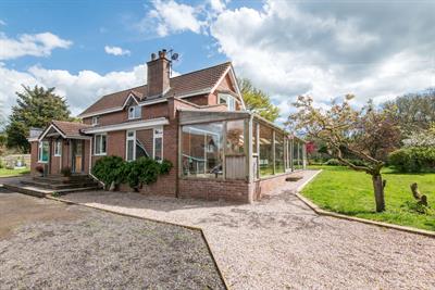 Lilypond Lane, Whimple