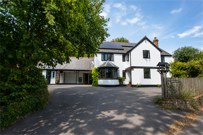 Talaton, Exeter
