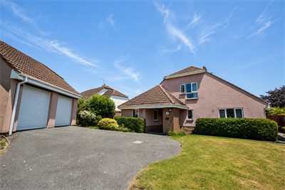 Randlehayes, Village Way, Aylesbeare