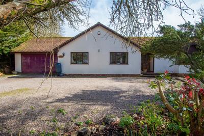 Village Way, Aylesbeare, Exeter