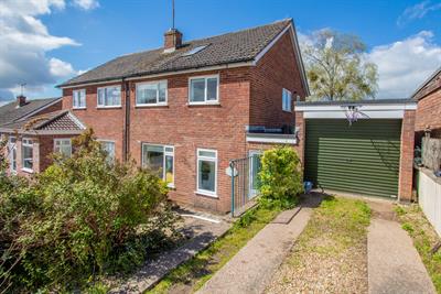 Slade Close, Ottery St Mary