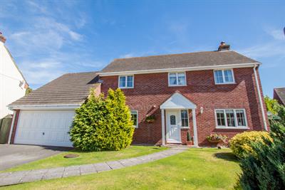 Hazel Grove, Rockbeare