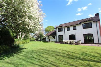 High Bank, West Hill