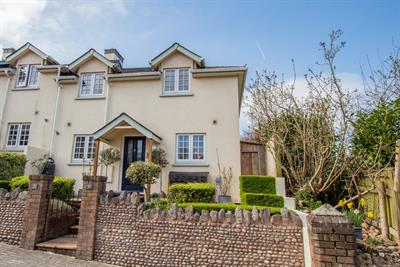 Village Way, Aylesbeare