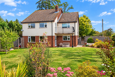 Village Way, Aylesbeare