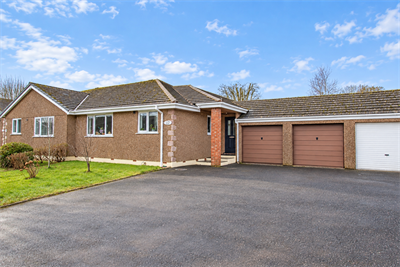 Louis Way, Dunkeswell