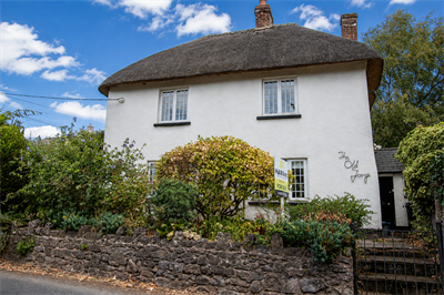 Clyst Hydon, Cullompton