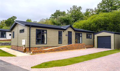 55 The Paddocks