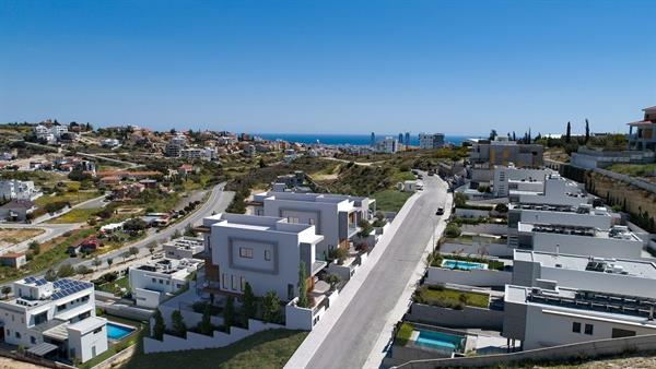 4 Bedroom House for Sale in Agia Fyla, Limassol