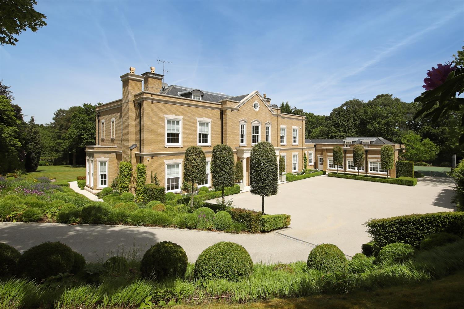 Detached House for sale in East Drive, Wentworth Estate GU25 4JY Barton Wyatt Detached House for sale in East Drive, Wentworth Estate GU25 4JY Barton Wyatt