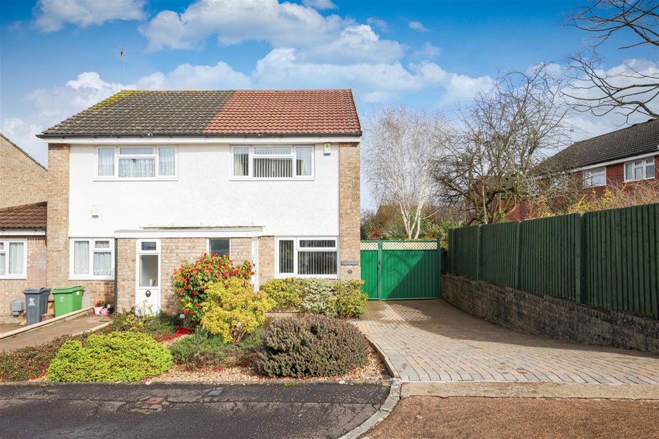 SemiDetached House for sale in Mylo Griffiths Close, Danescourt