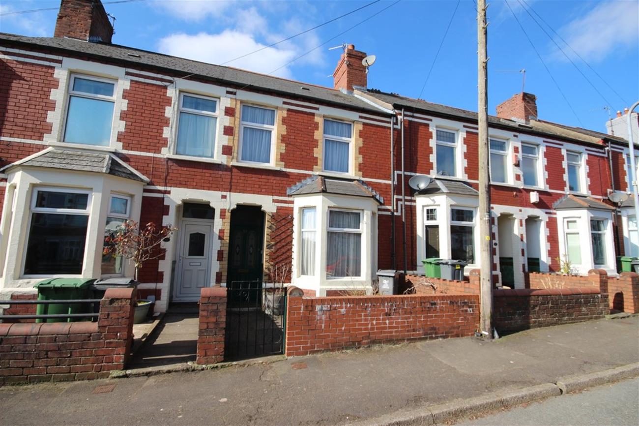 Terraced House for sale in Wauntreoda Road, Whitchurch, Cardiff CF14