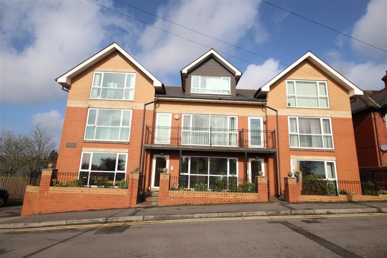 Ground Floor Flat for sale in Treoda Court, College Road, Llandaff