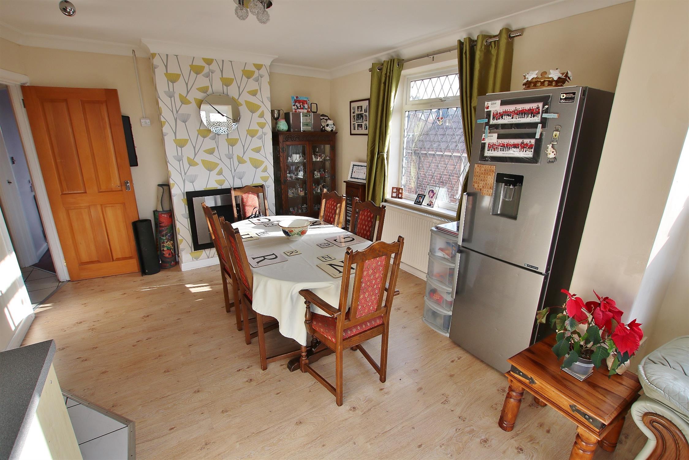 For Sale Springford Crescent, Lordswood, Southampton, 3 Bedroom