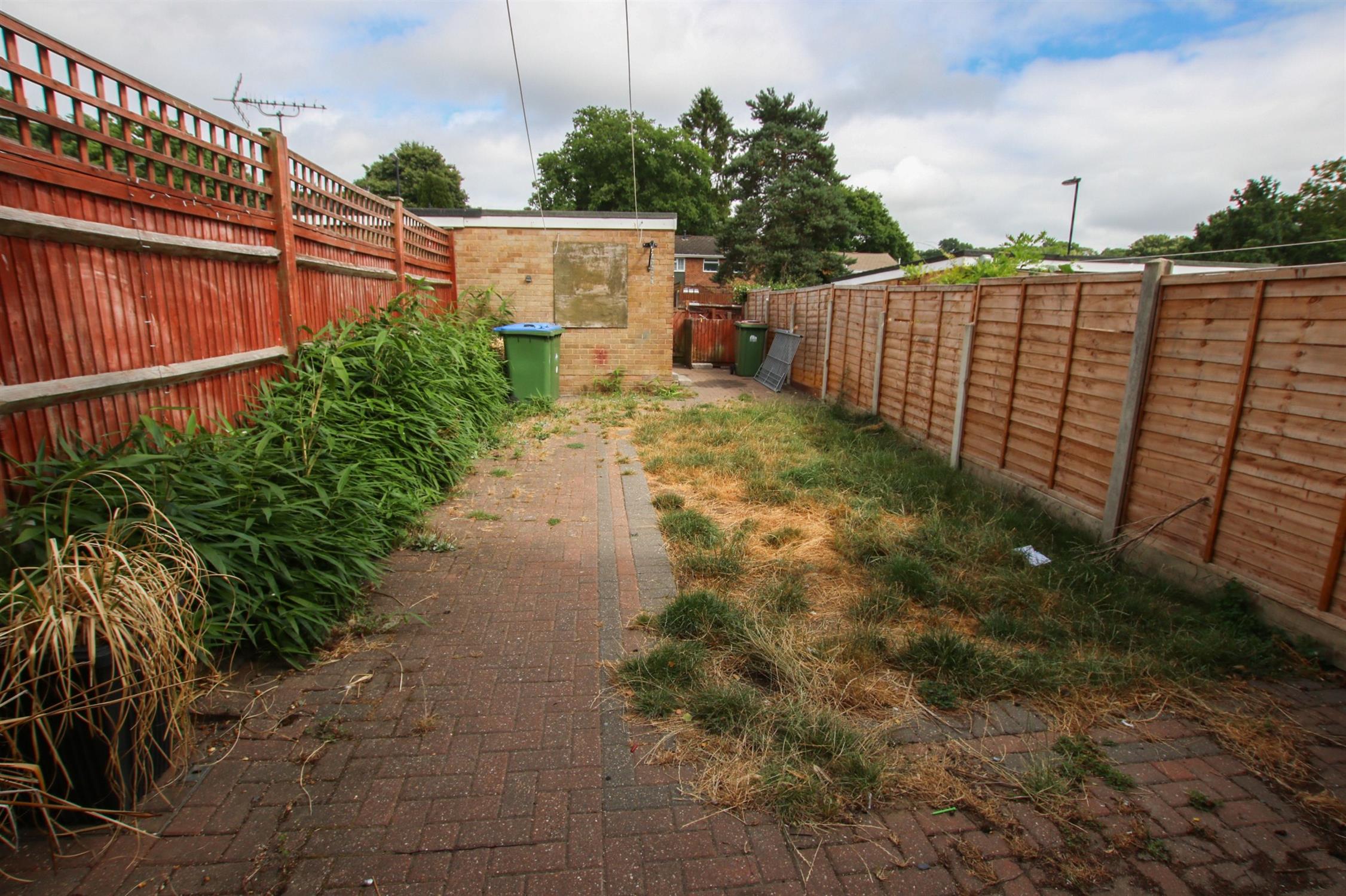 For Sale Dunster Close, Lordswood, Southampton, 3 Bedroom Property