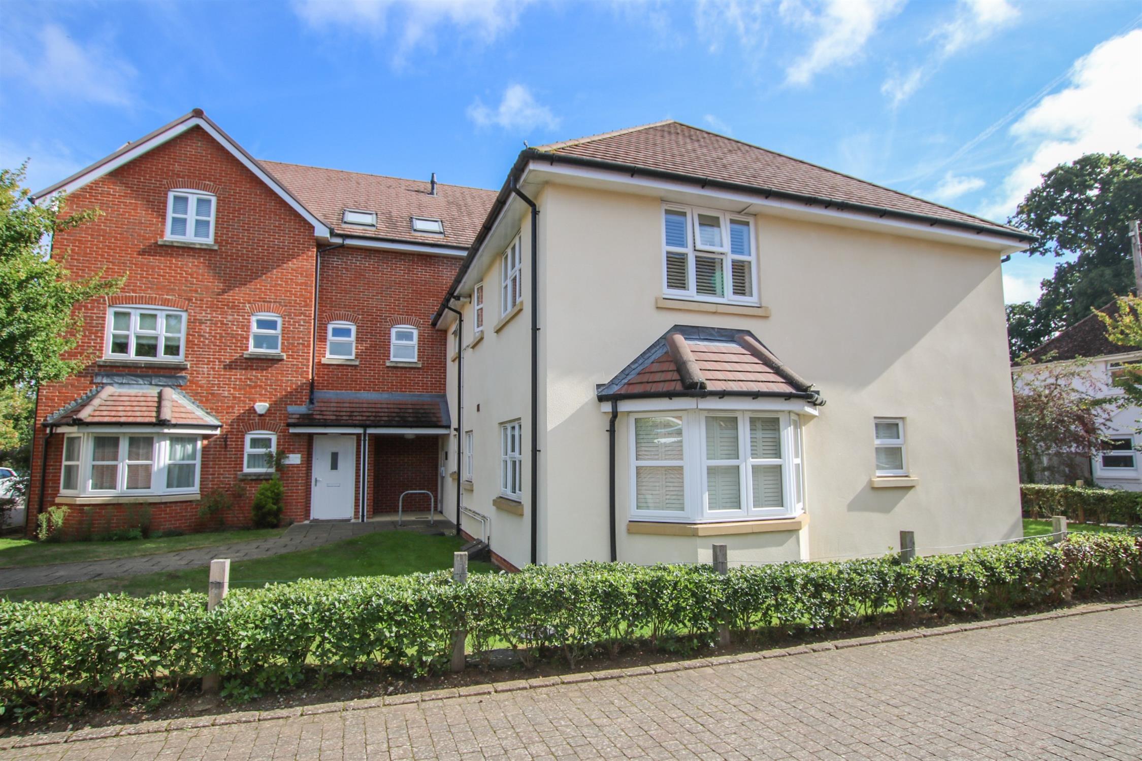 For Sale The Mallards, Totton, Southampton, 2 Bedroom Property from