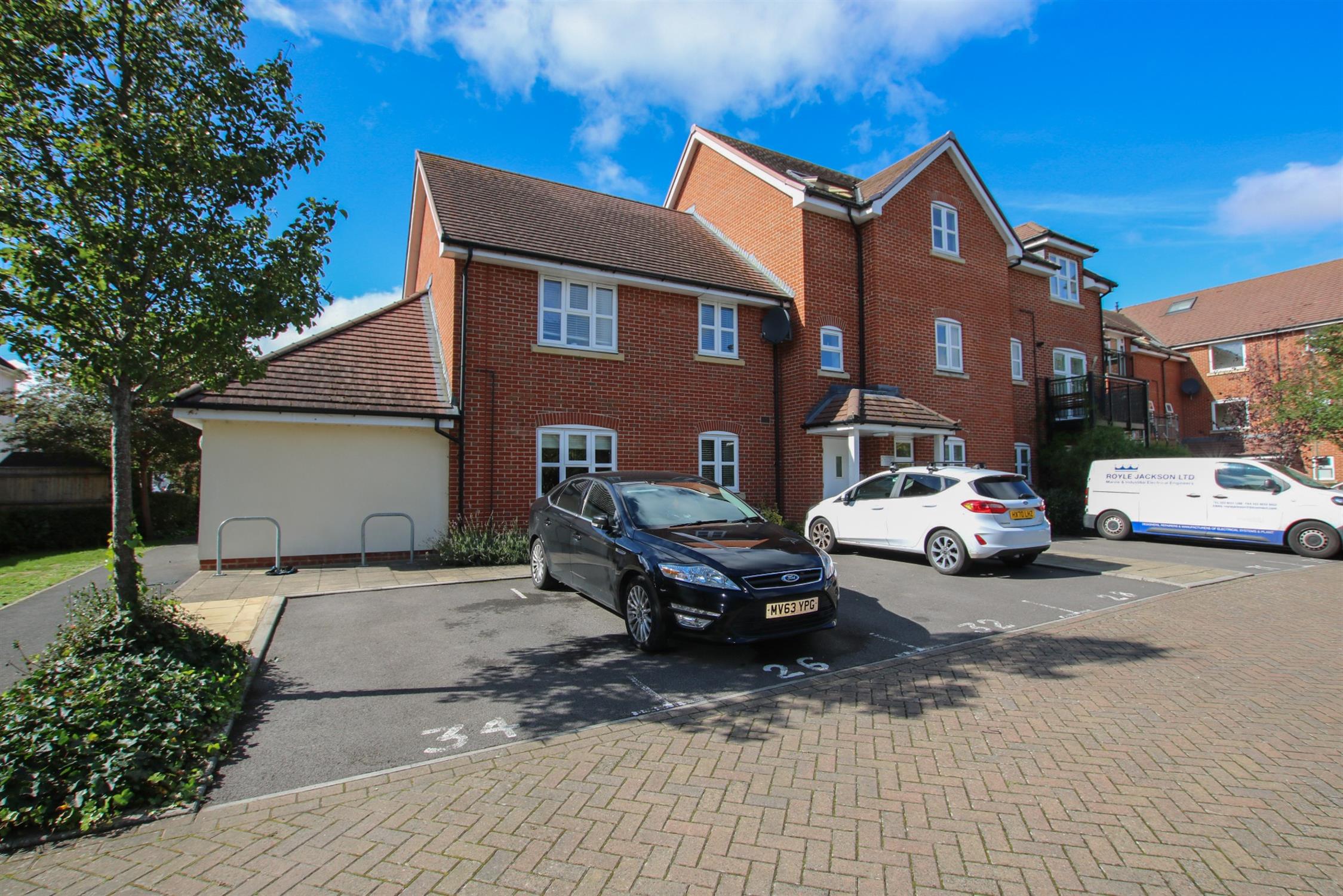 For Sale The Mallards, Totton, Southampton, 2 Bedroom Property from