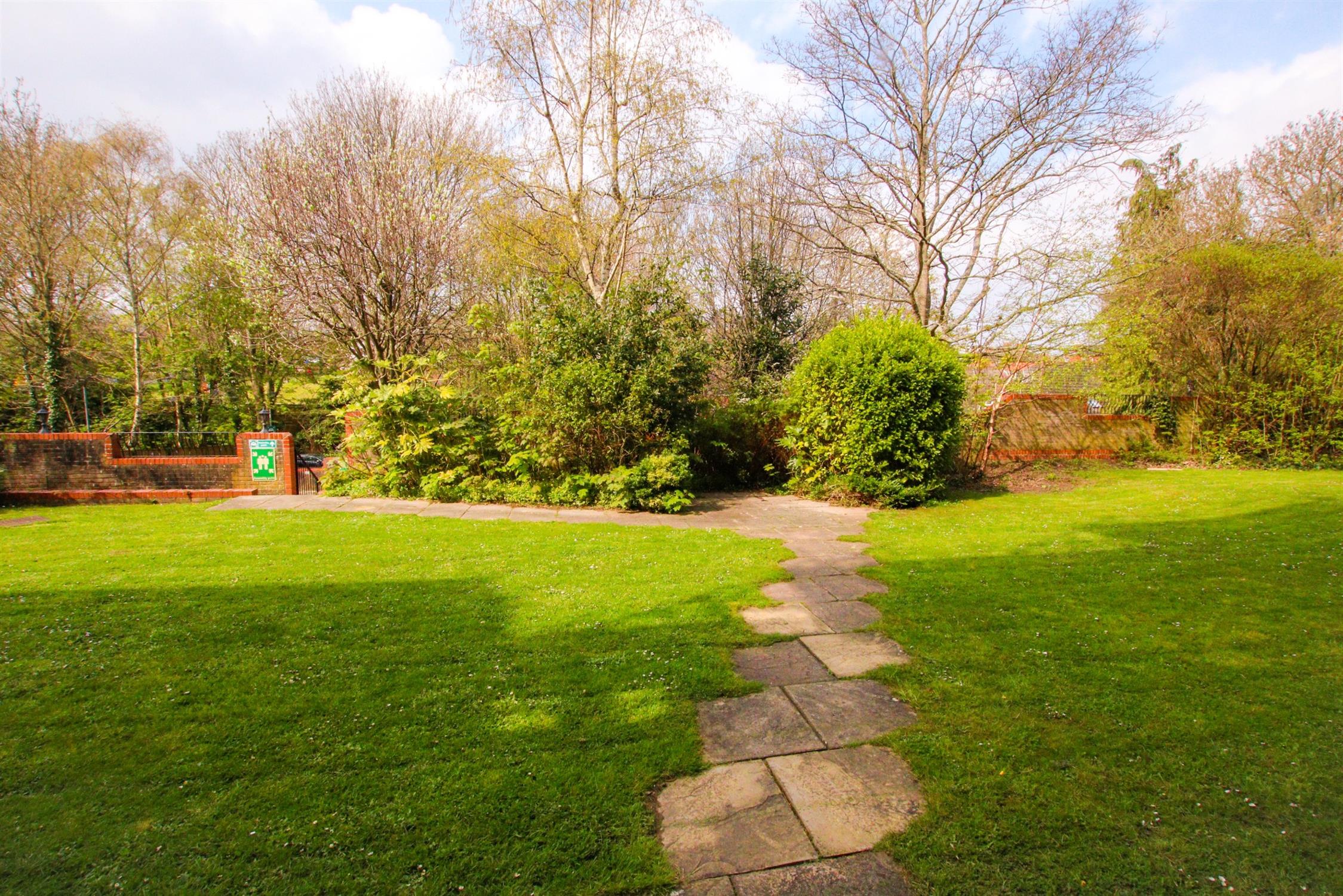 For Sale Chatsworth House, Westridge Road, Southampton, 2 Bedroom
