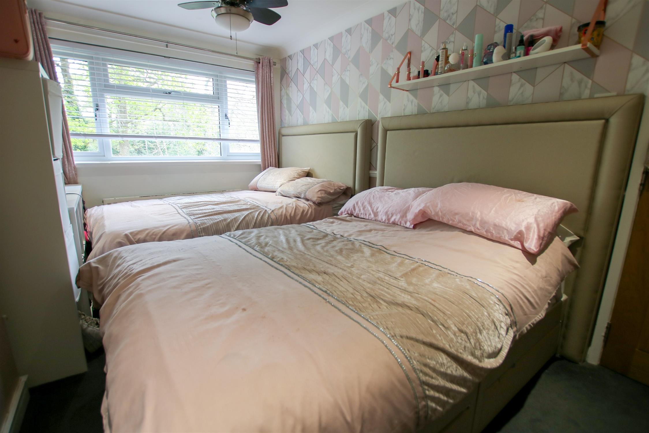 For Sale Petworth Gardens, Lordswood, Southampton, 3 Bedroom Property