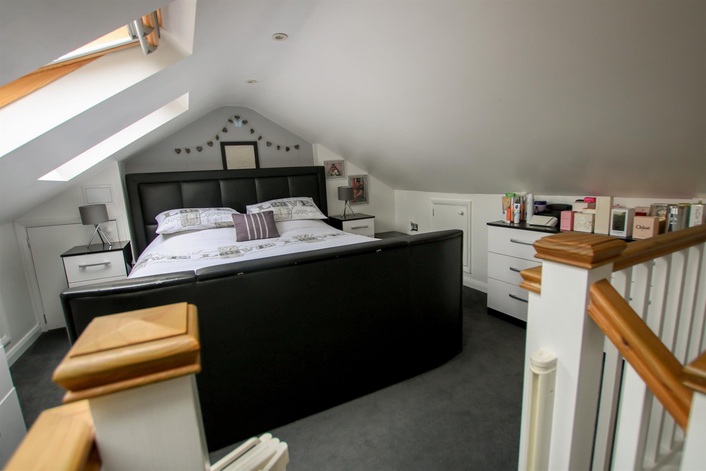 For Sale Petworth Gardens, Lordswood, Southampton, 3 Bedroom Property