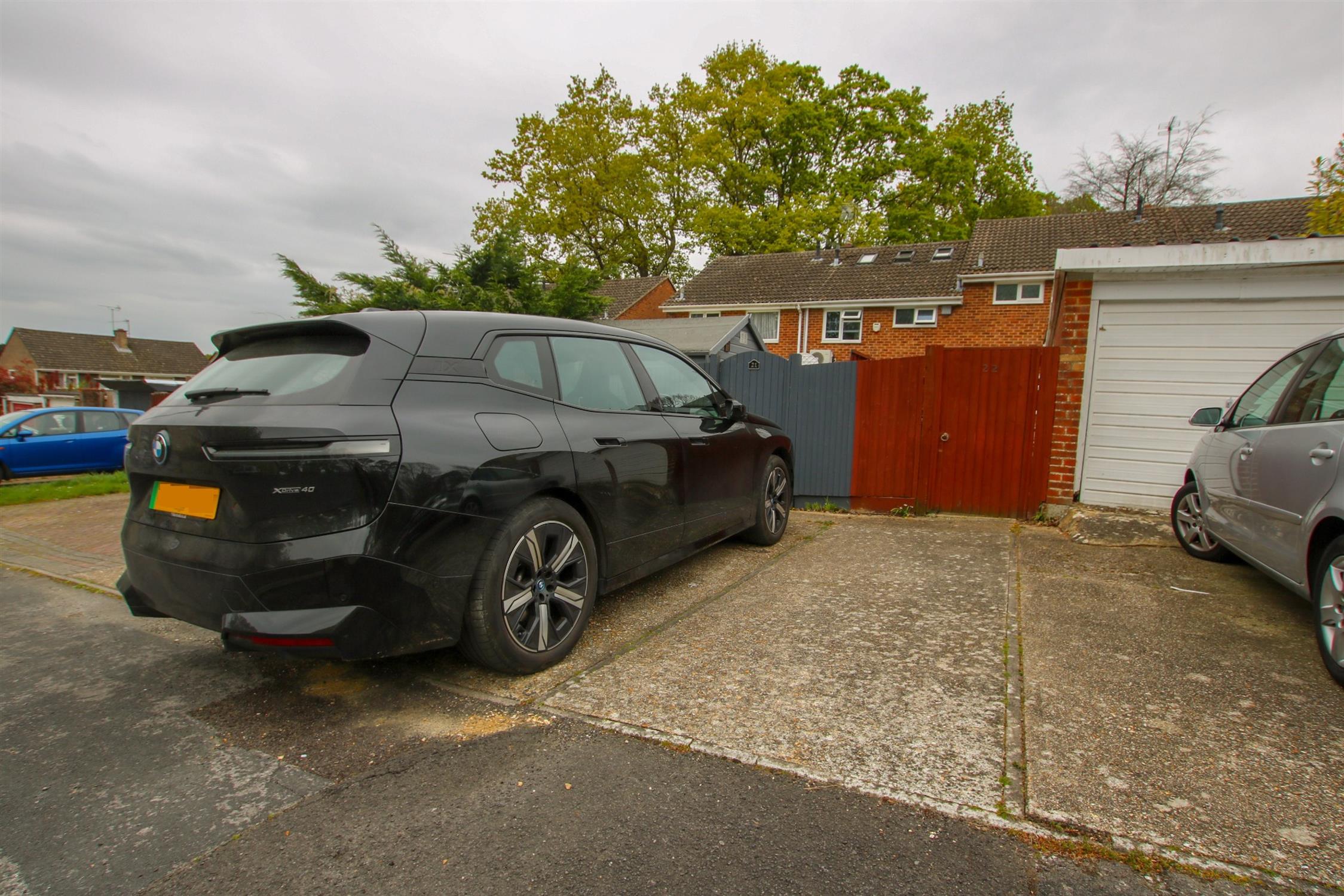 For Sale Petworth Gardens, Lordswood, Southampton, 3 Bedroom Property