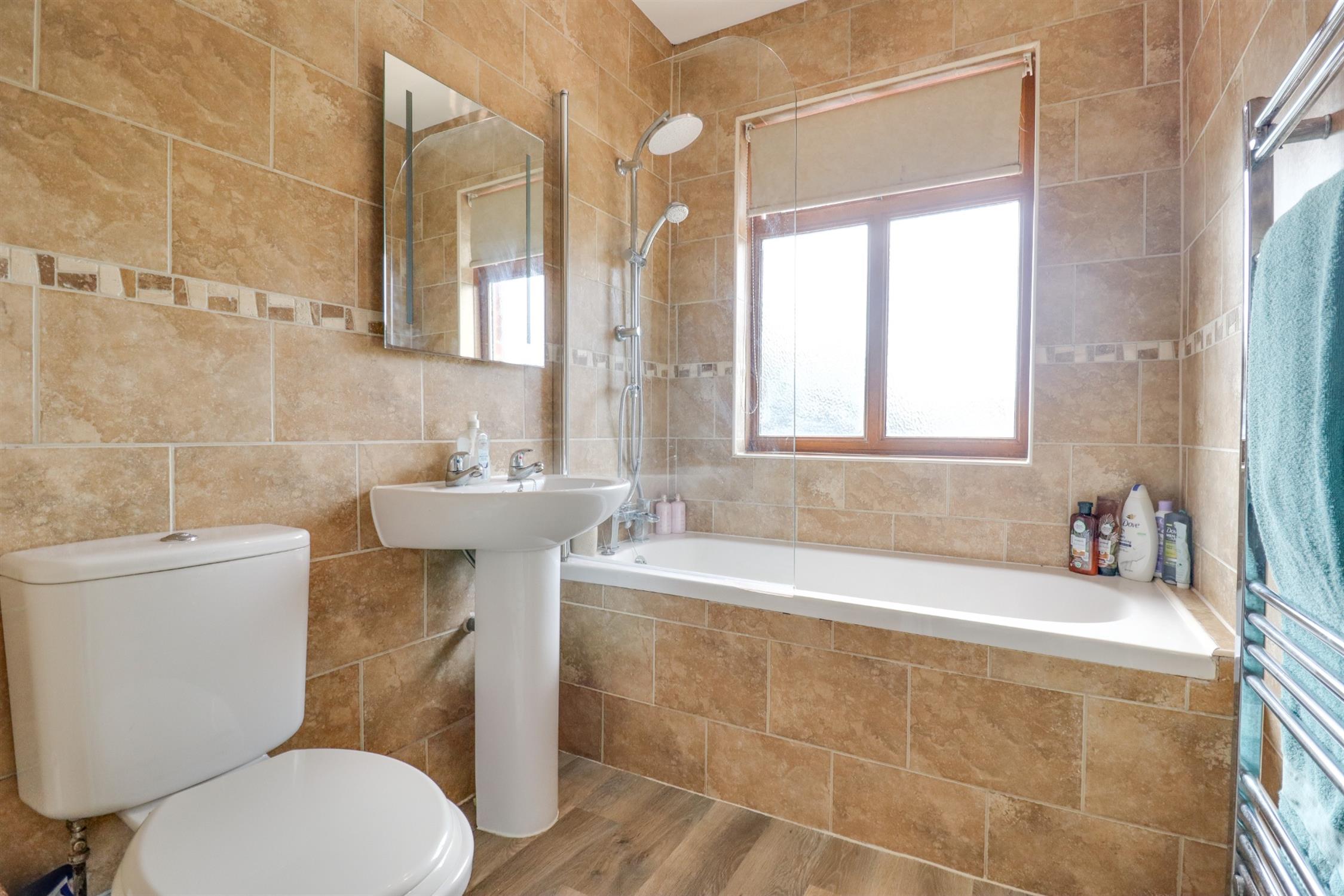 For Sale Botley Road, Sholing, 3 Bedroom Property from Field Palmer