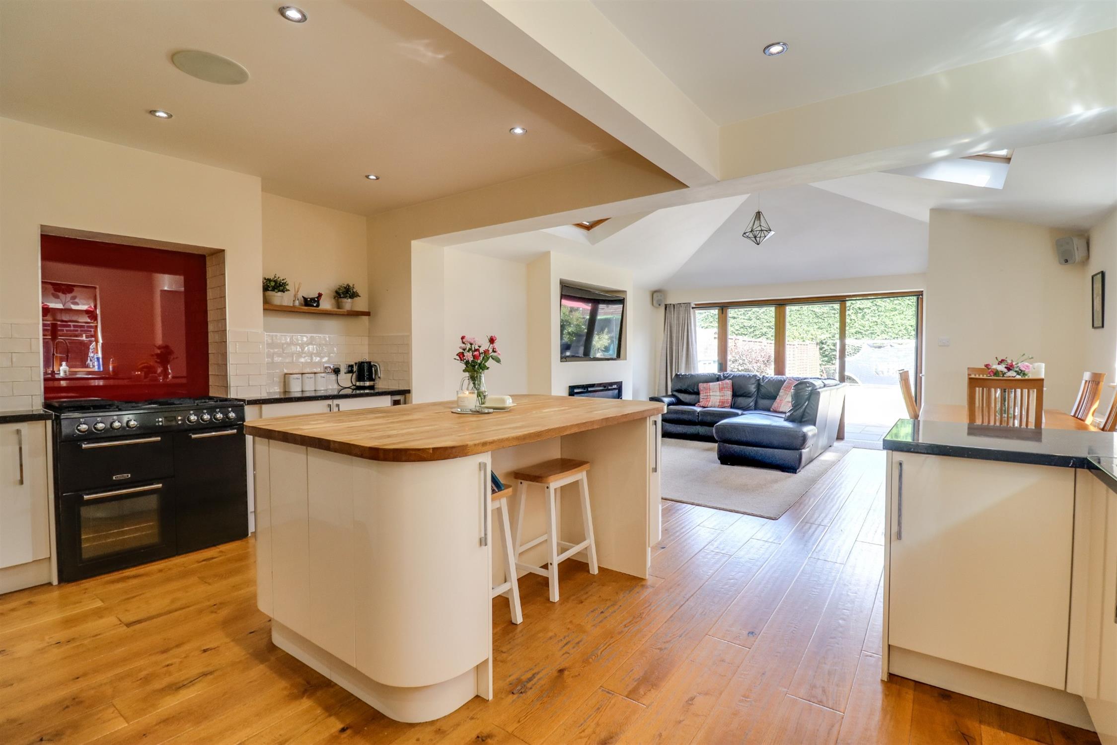 For Sale Botley Road, Sholing, 3 Bedroom Property from Field Palmer