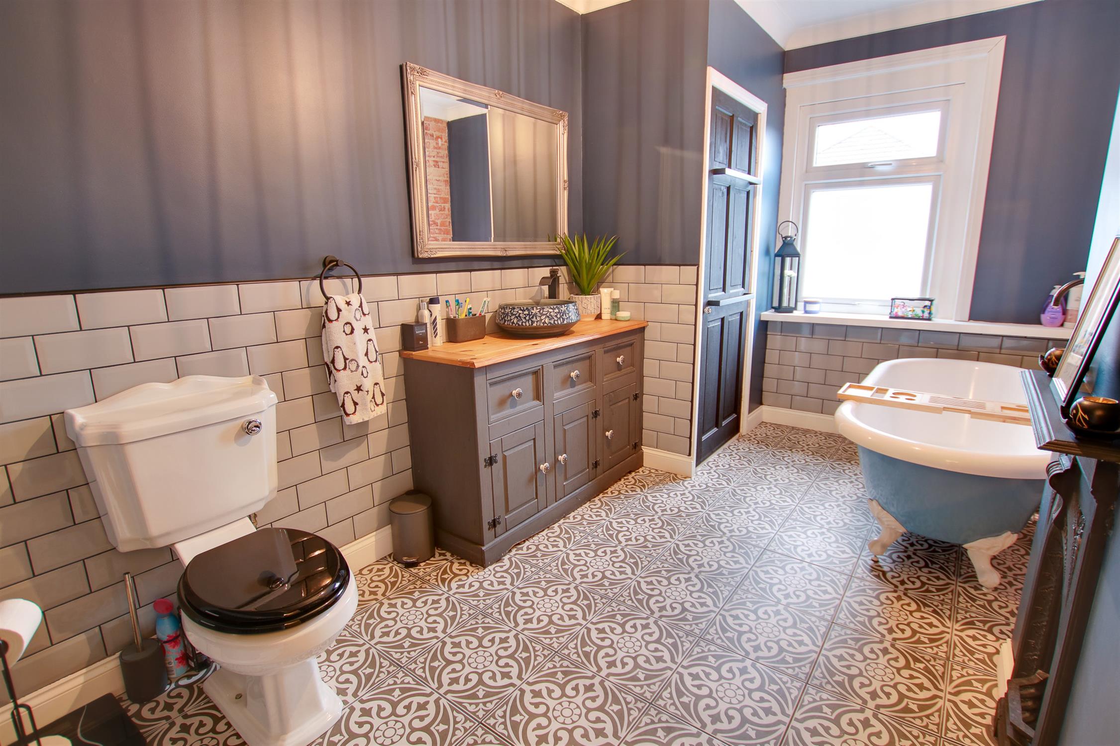 For Sale St Monica Road, Sholing, 2 Bedroom Property from Field Palmer