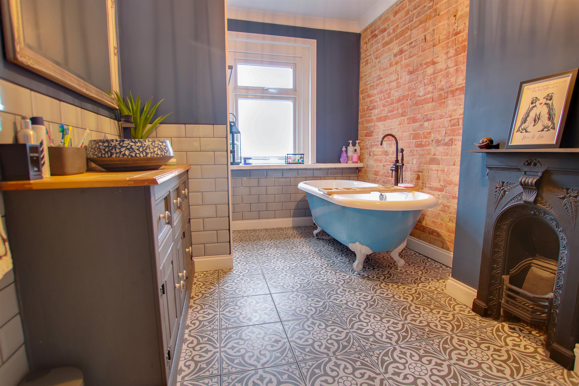 For Sale St Monica Road, Sholing, 2 Bedroom Property from Field Palmer