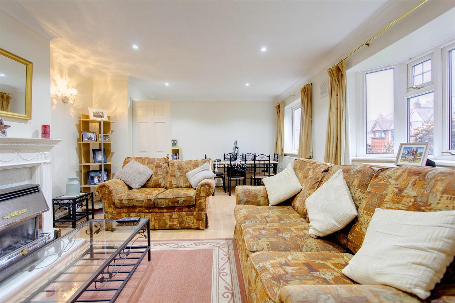 Ground Floor Flat for sale in Edward Nicholl Court, Penylan, Cardiff