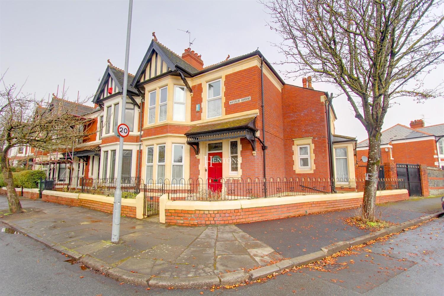 End of Terrace House for sale in Waterloo Gardens, Penylan, Cardiff