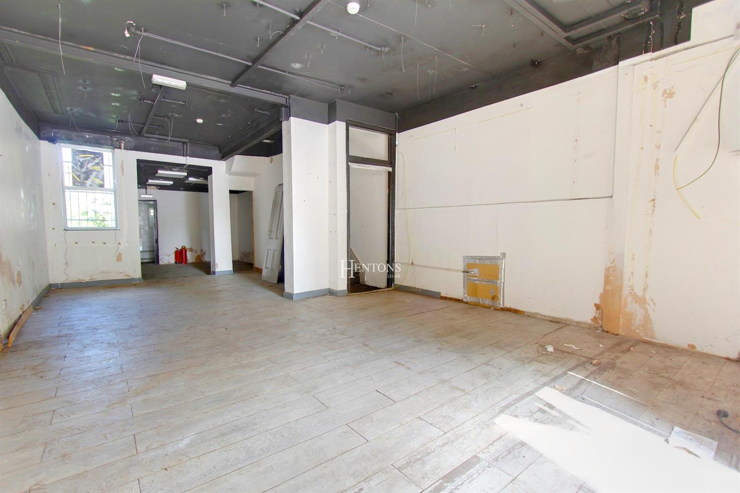 Property for sale in Whitchurch Road, Heath, Cardiff CF14 3LX Hentons