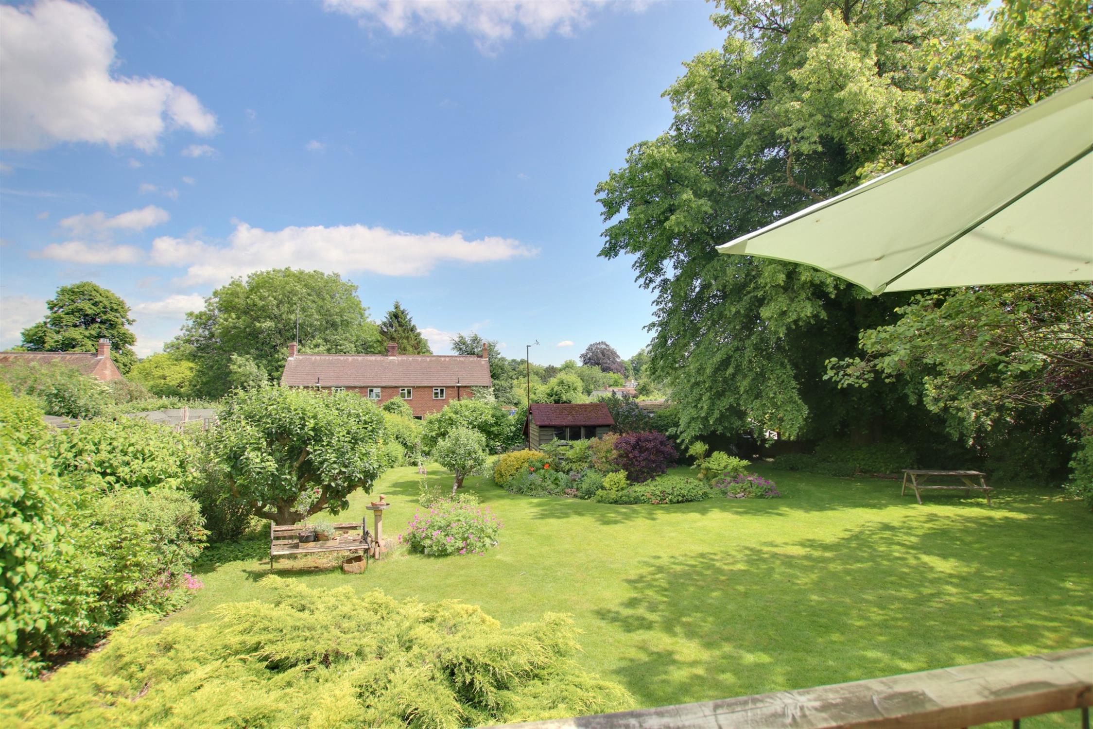 For Sale Droxford, 3 Bedroom Property from Pearsons Estate Agents