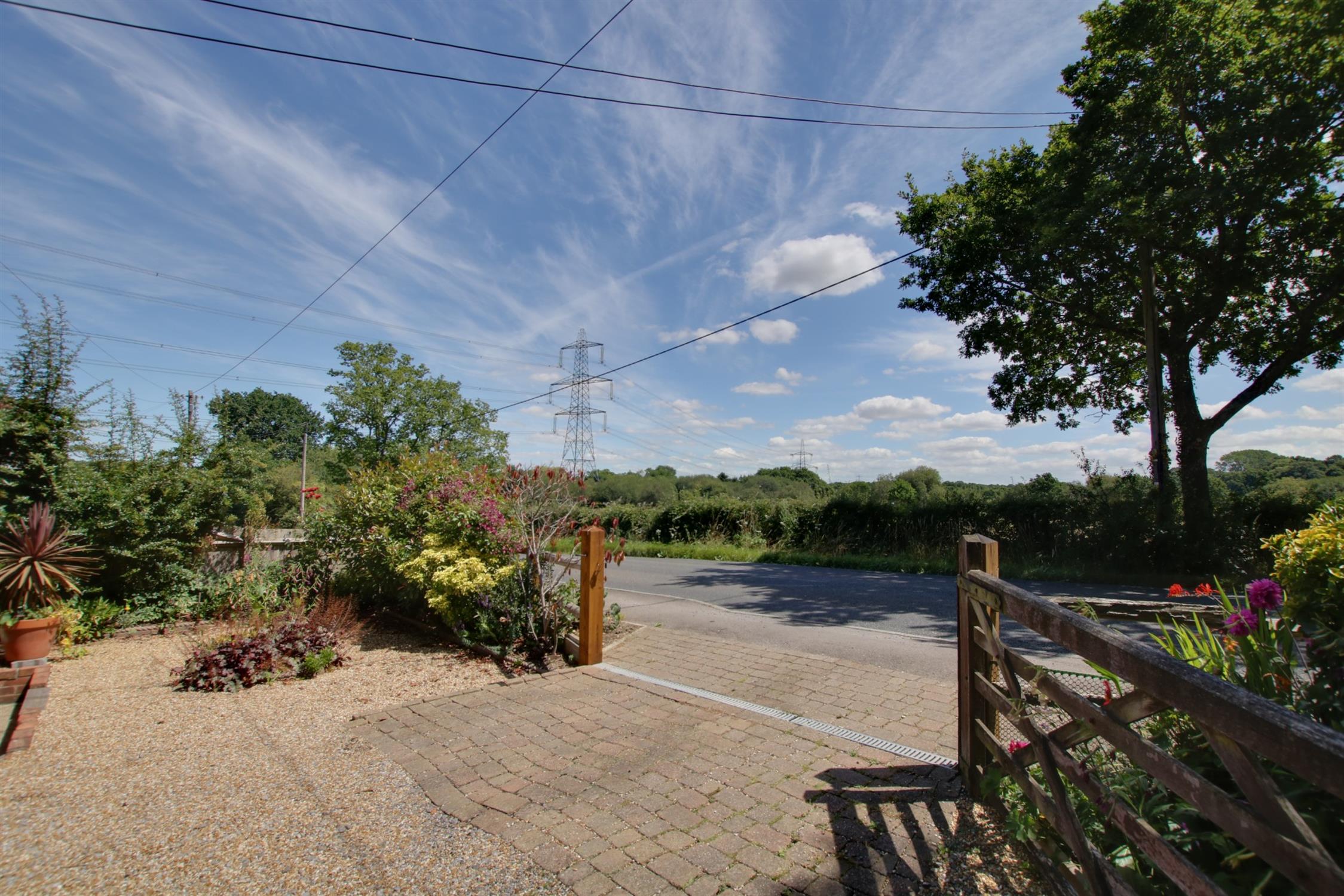 For Sale Swanmore, 3 Bedroom Property from Pearsons Estate Agents