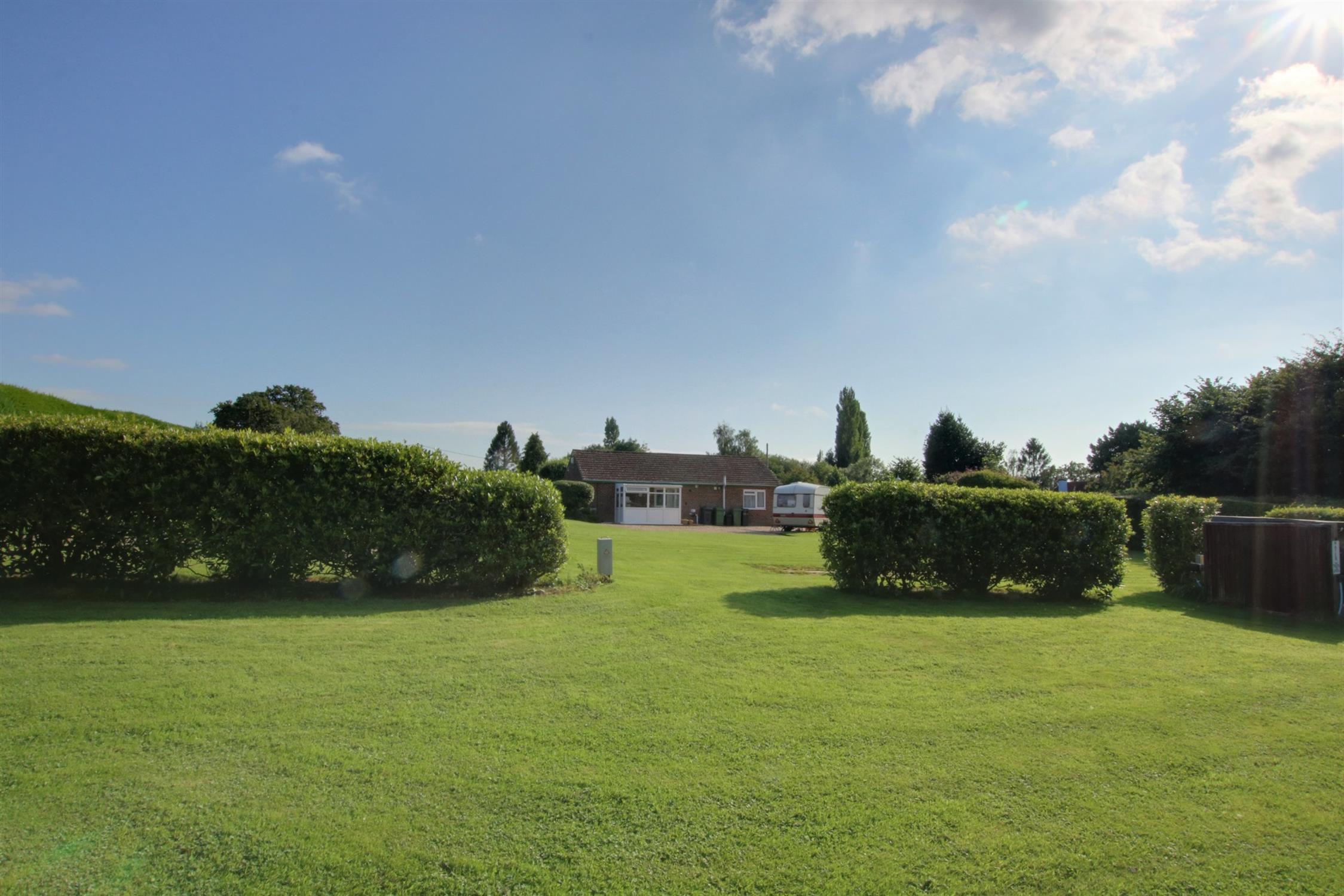 For Sale Shirrell Heath No Onward Chain, 2 Bedroom Property from