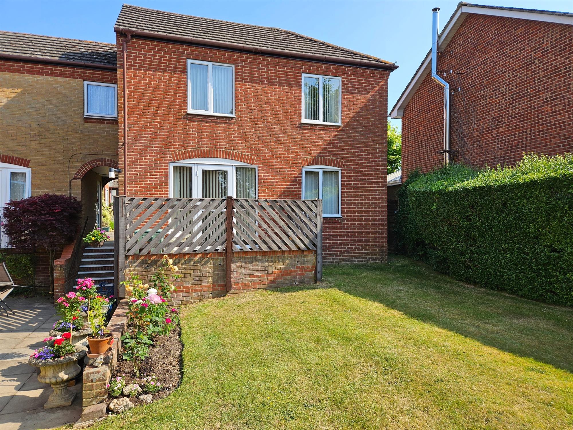 For Sale Fair Oak, 2 Bedroom Property from Pearsons Estate Agents